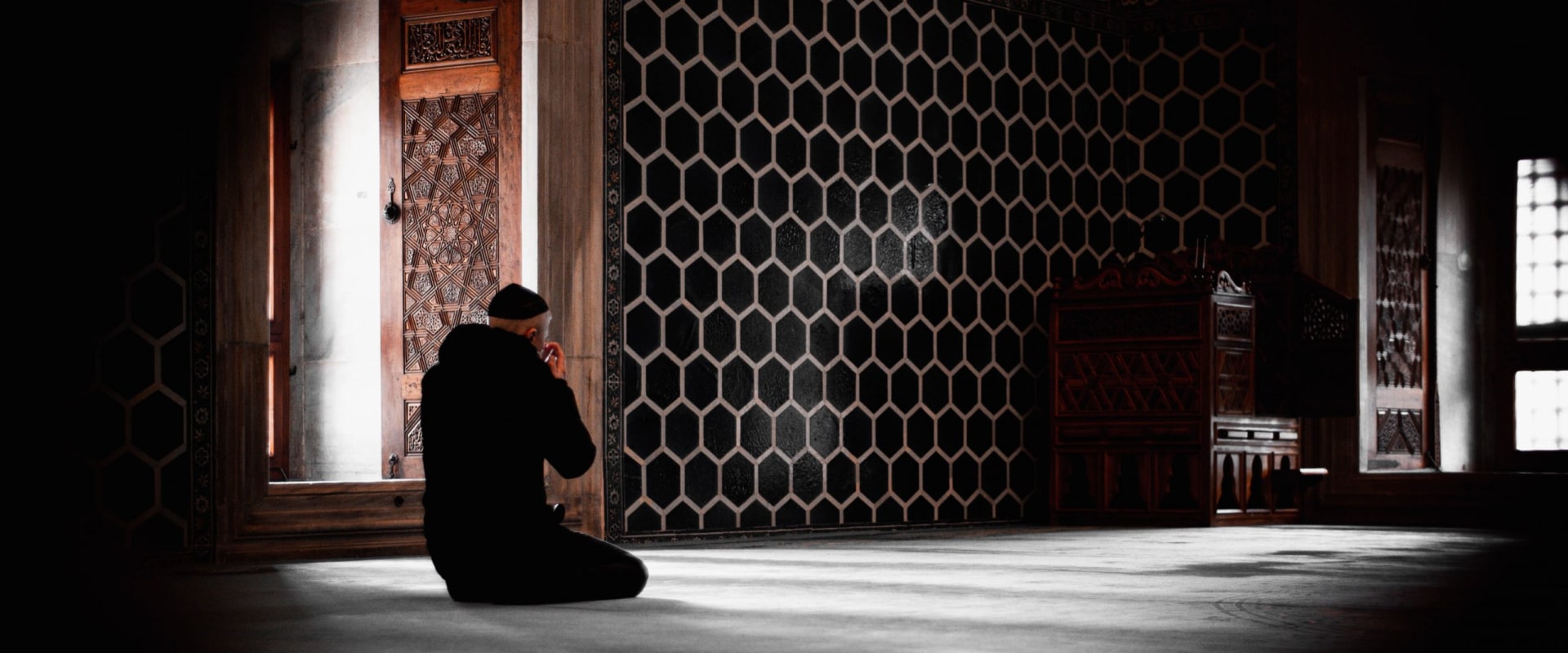 Finding Peace and Guidance Through Prayer: A Comprehensive Guide